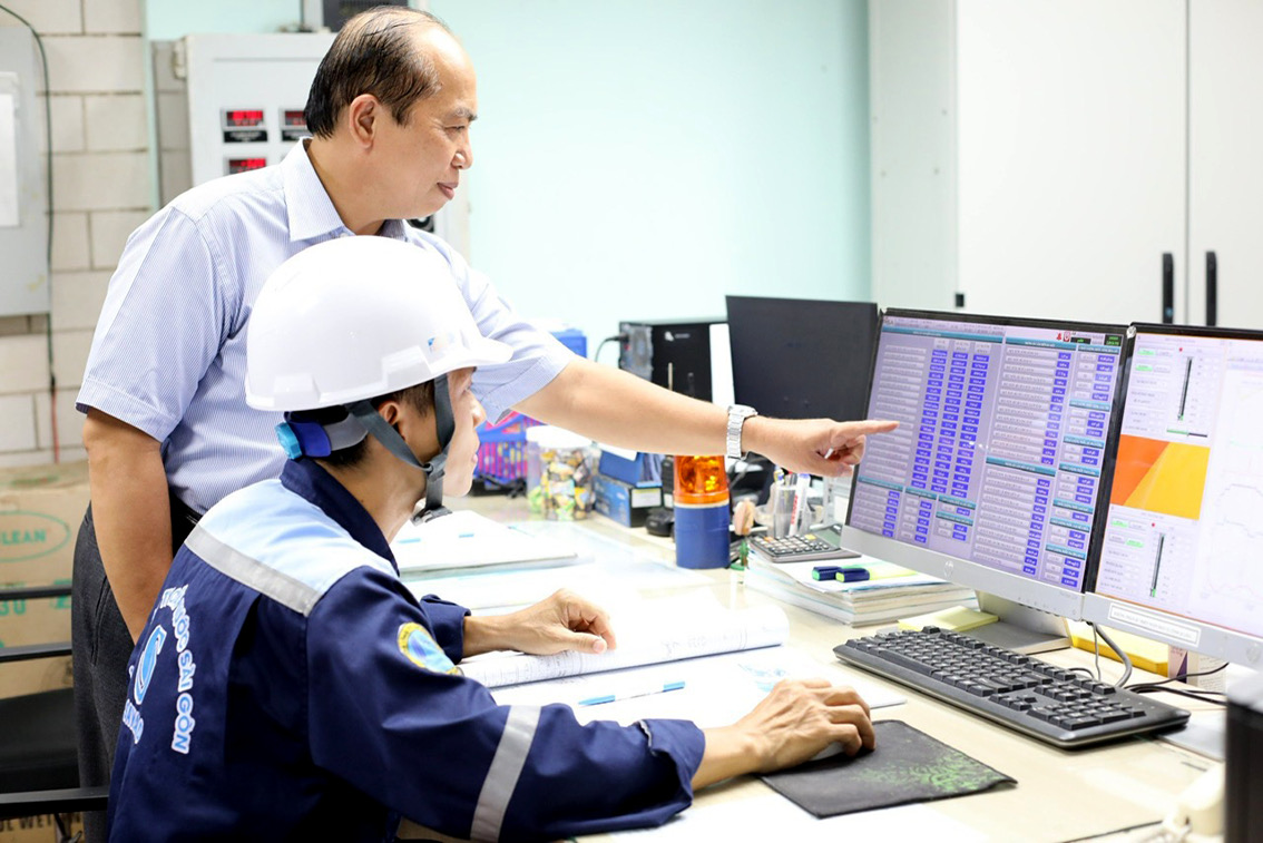 Nhân viên điều khiển xử lý nước tự động tại Tokyo, Nhật Bản - Thu nhập từ Lương năm : 650 – 1400 vạn yên - Đi làm tháng 7-9