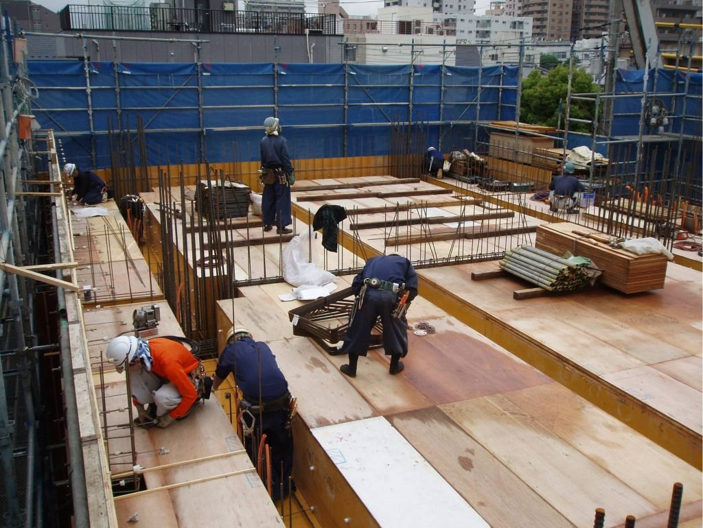 Tuyển Thợ Cốp Pha Xây Dựng Chung Cư, Căn Hộ (Visa Tokutei) tại Kanagawa, Yokohama, Nhật Bản - Thu nhập từ 275,000