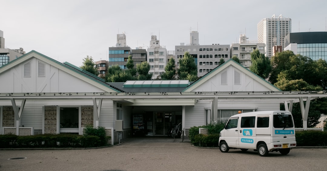 Môi trường làm việc tại Nhật Bản. Ảnh của Nguyen Minh trên Unsplash